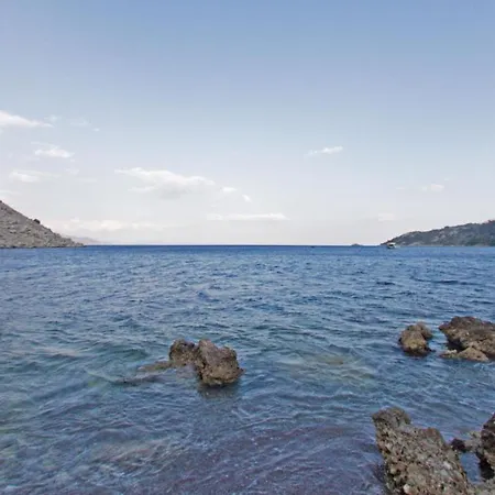 Eden Pyara Отель