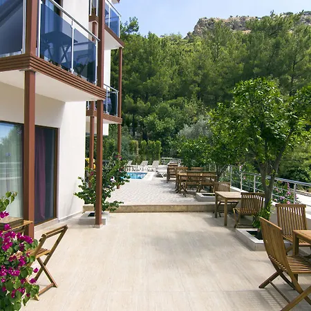 Eden Pyara Hotel 2*