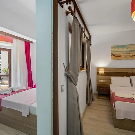 Eden Pyara Hotel 2*