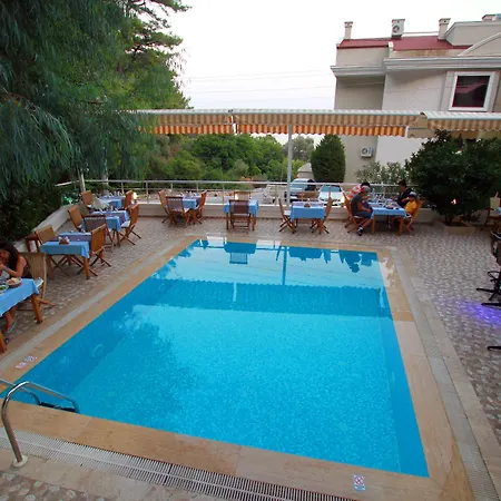 Hotell Eden Pyara 5*