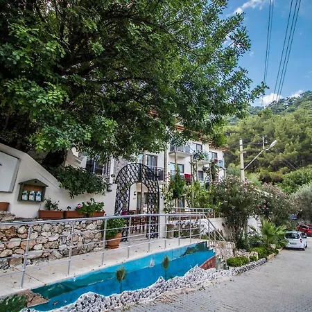 Hotell Eden Pyara 5*