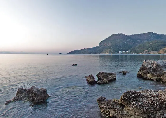 Eden Pyara Отель 5*