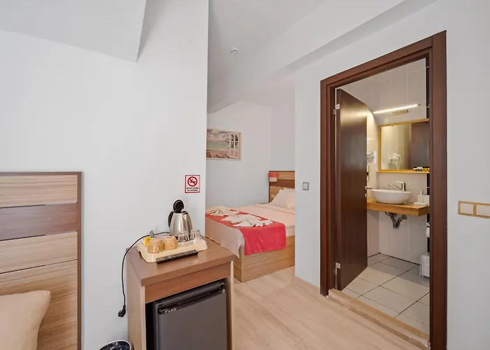 Eden Pyara Турунч