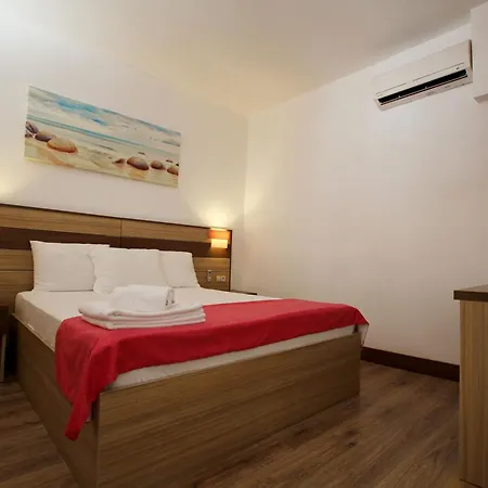 Eden Pyara 图兰克