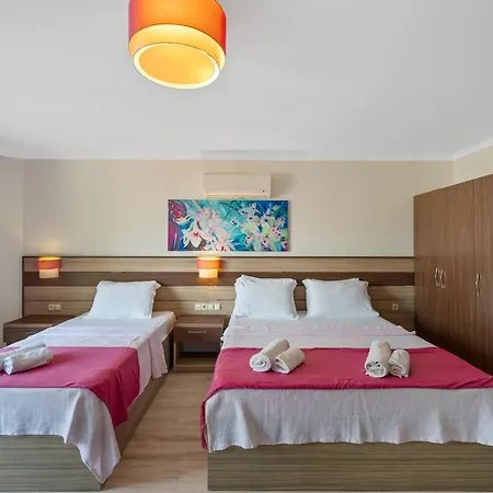 Eden Pyara Hotell