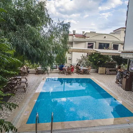 Eden Pyara 酒店 图兰克