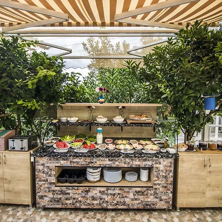 Otel Eden Pyara Turunç