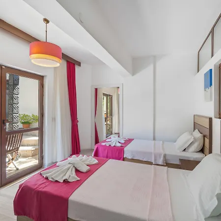 Eden Pyara Otel Turunç